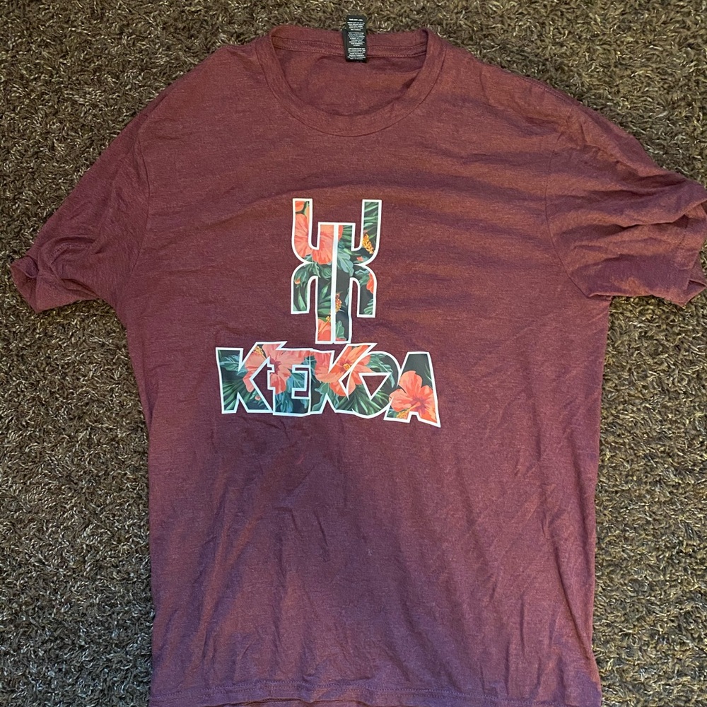 Hawaiian Kekoa T-Shirt - Mens Size Medium